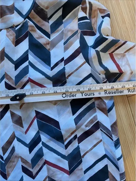 Babaton Blouse Chevron Geometric Mock Neck - Picture 2 of 4